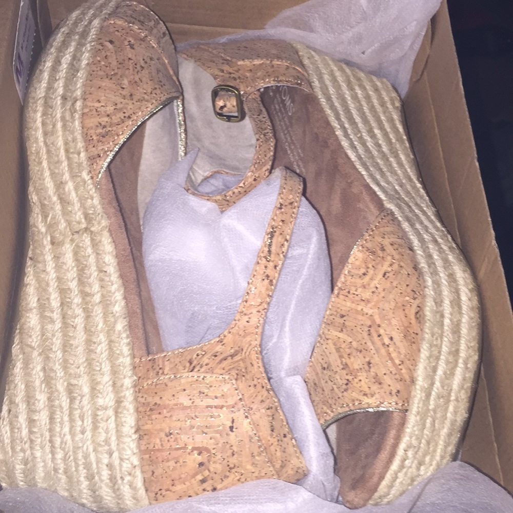 Cork Glitz With Rope Wedge. 🎉Final Price🎉